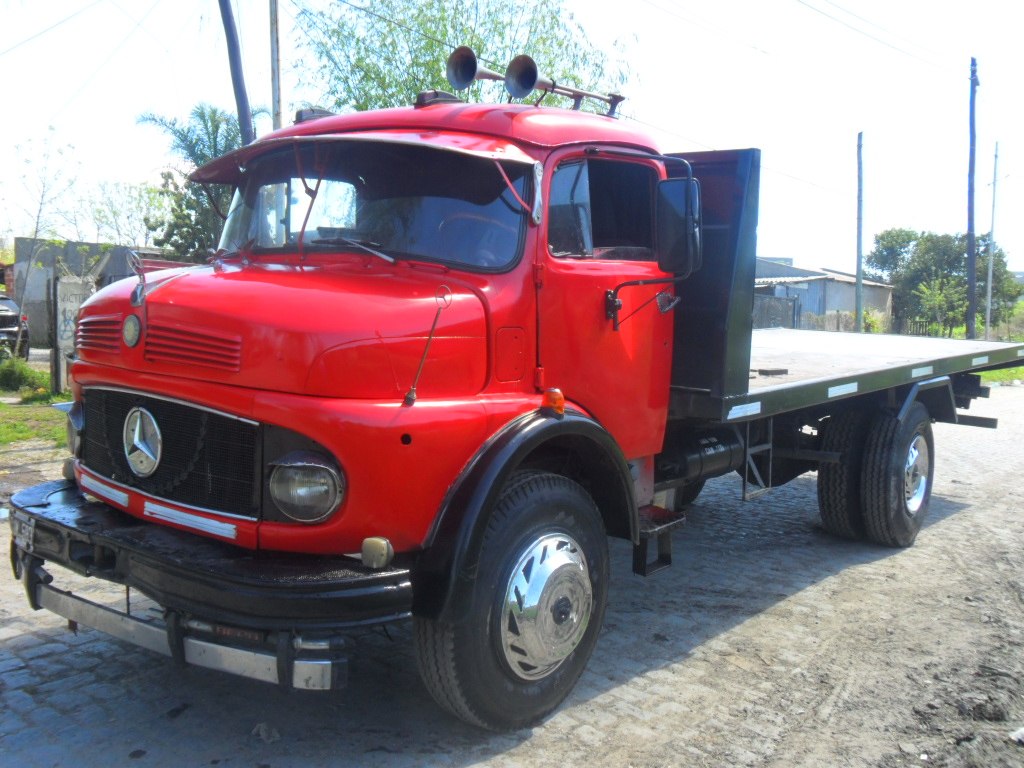 Mercedes-Benz 1112