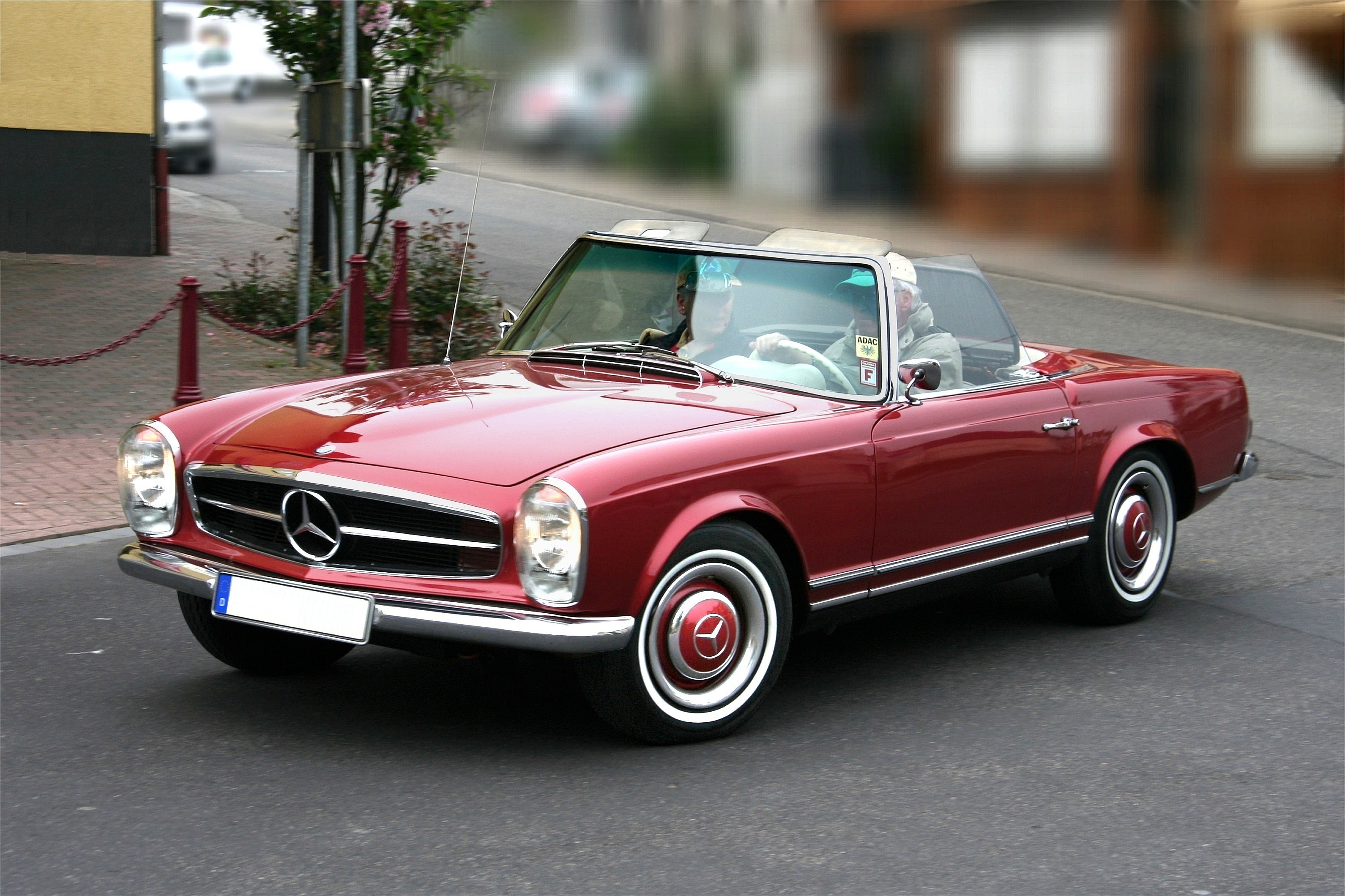 Mercedes-Benz 230 SL Cabriolet