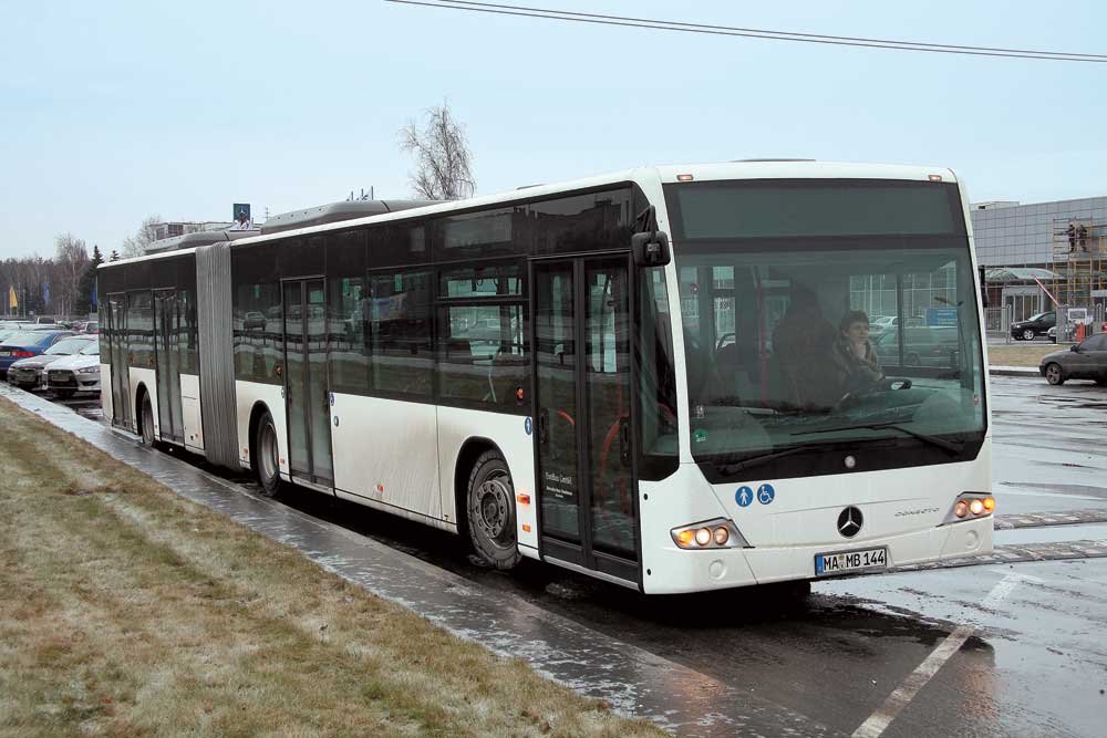 Mercedes-Benz Conecto