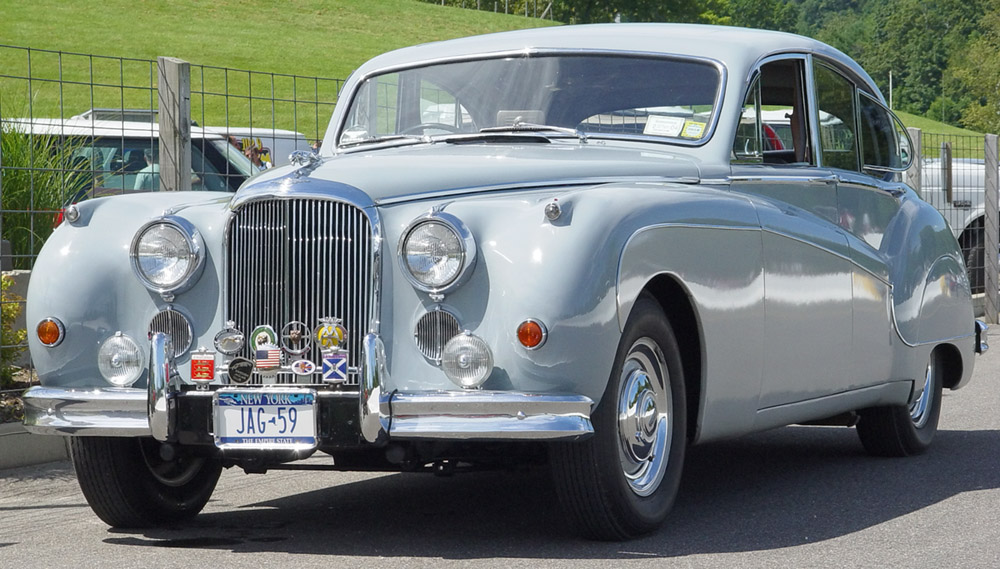 Jaguar Mk IX Saloon