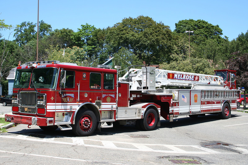 Seagrave Ladder-Tiller