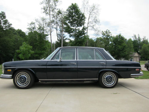 Mercedes-Benz 280 S Sedan