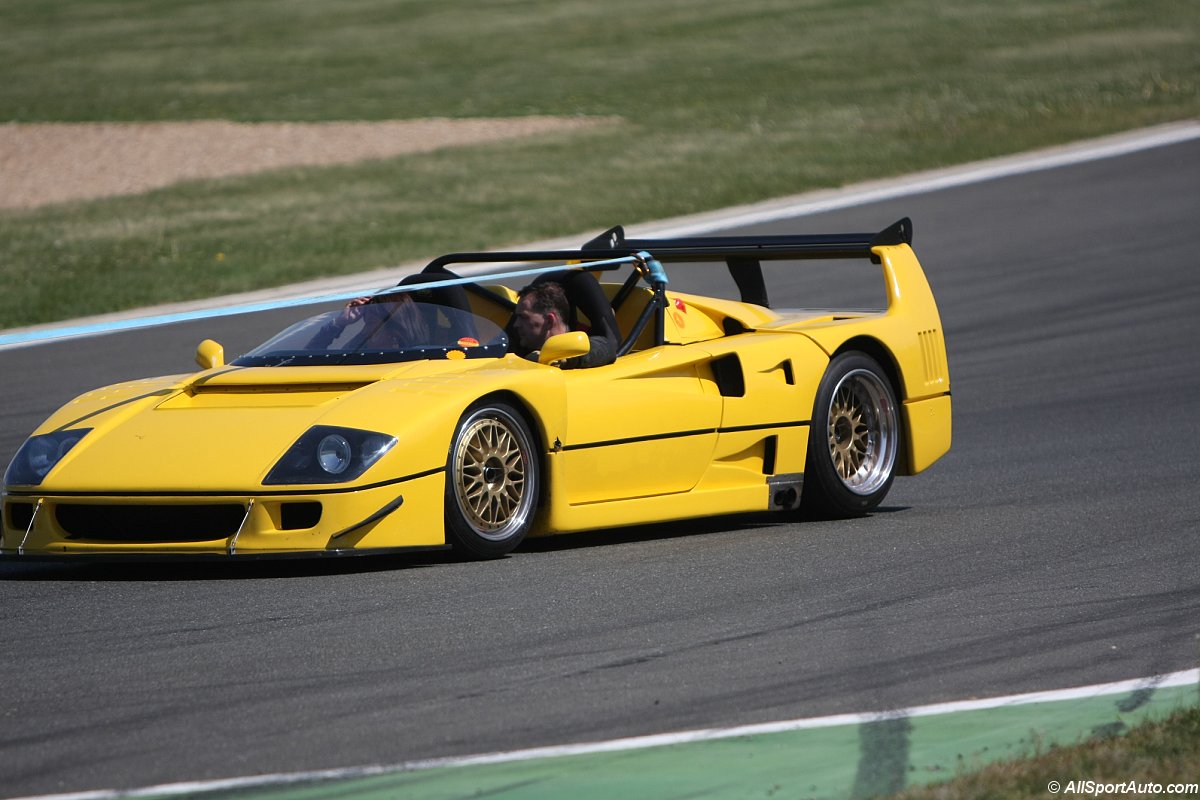 Ferrari F40 LM