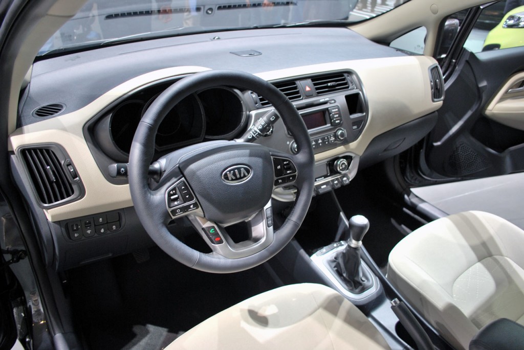 Kia Rio5 14