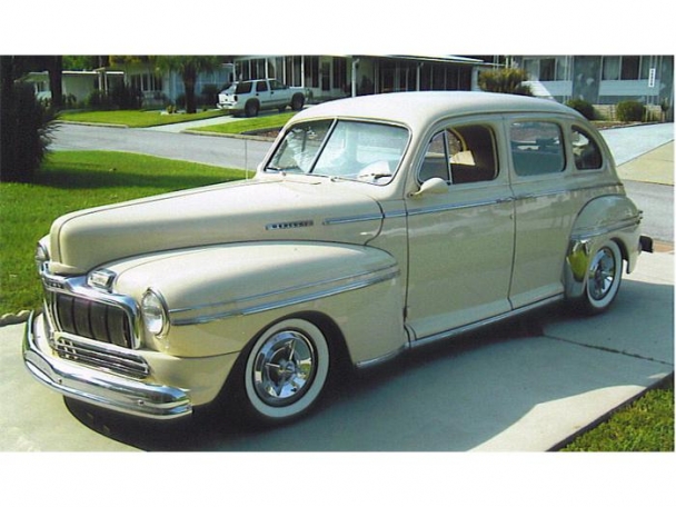 Hudson 2 dr sedan
