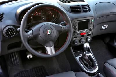 ALFA ROMEO 147 20 TSpark