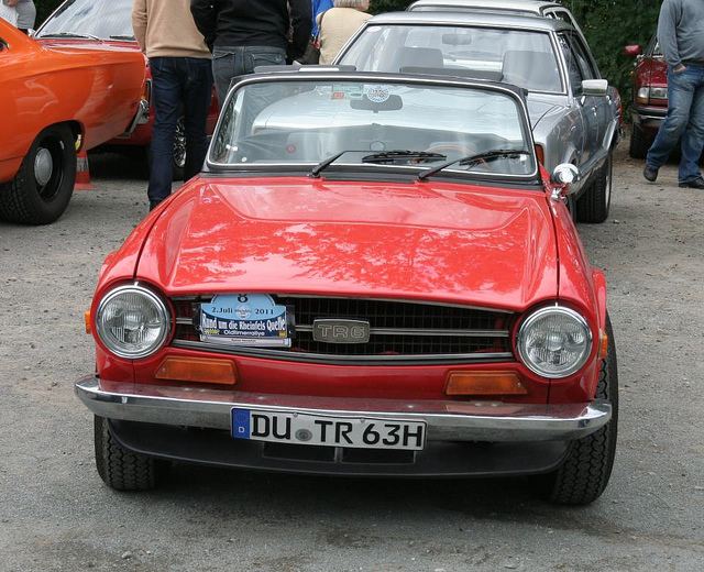 Triumph TR6 1