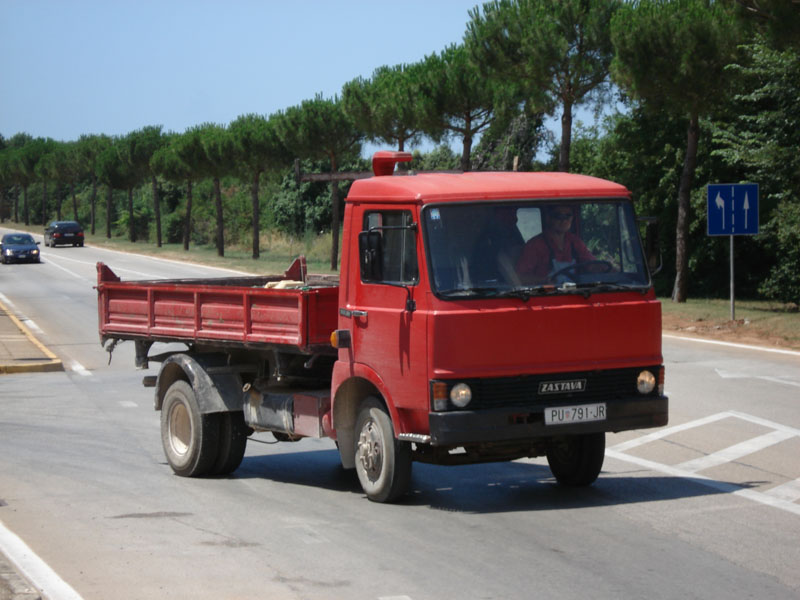 Zastava Lada Ambulance 1600