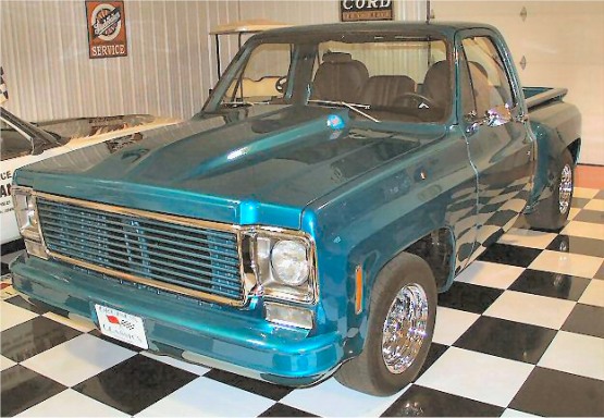 Chevrolet C-10 Stepside Pickup