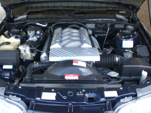 Holden Calais VR V8