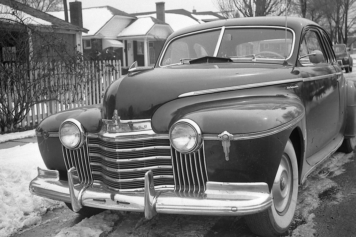 Oldsmobile 2-dr Coupe Oldsmobile 2-dr Coupe