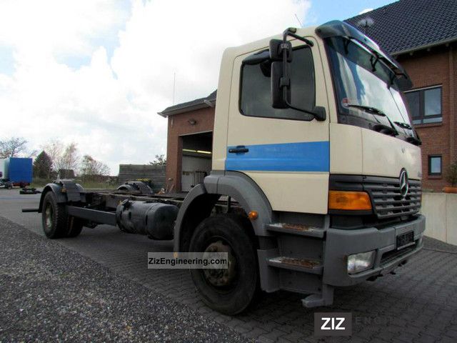 Mercedes-Benz Atego 1823 L