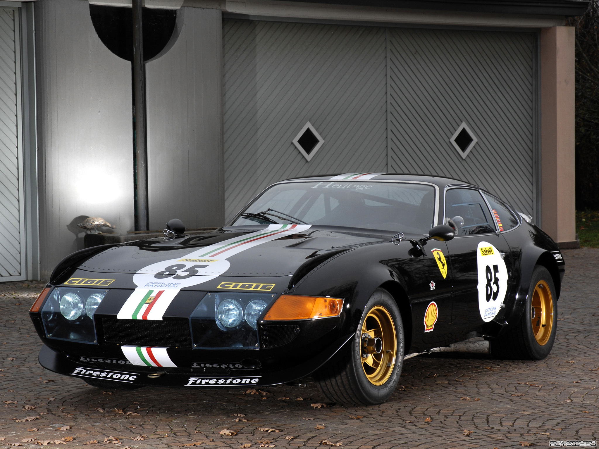 Ferrari 365 GTB4 Competizione