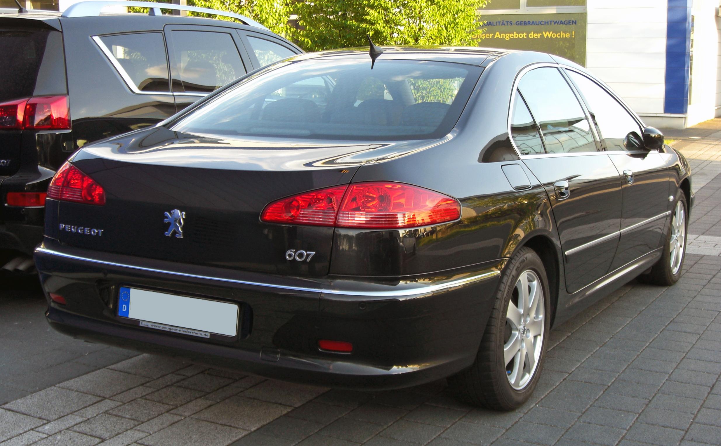 Peugeot 607