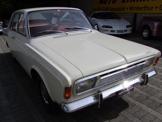 Dodge De Luxe limousine