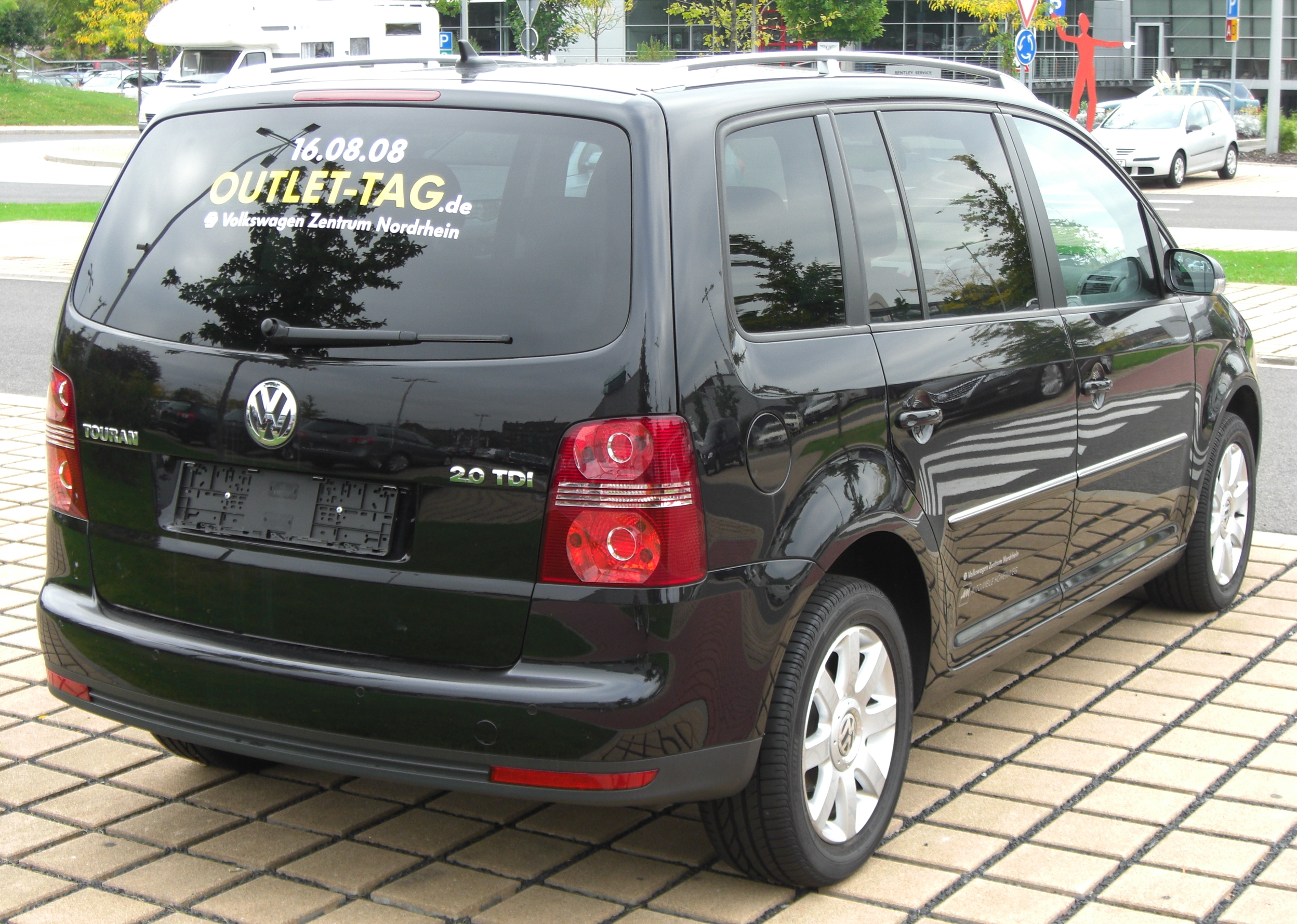 Volkswagen Touran 20 TDi