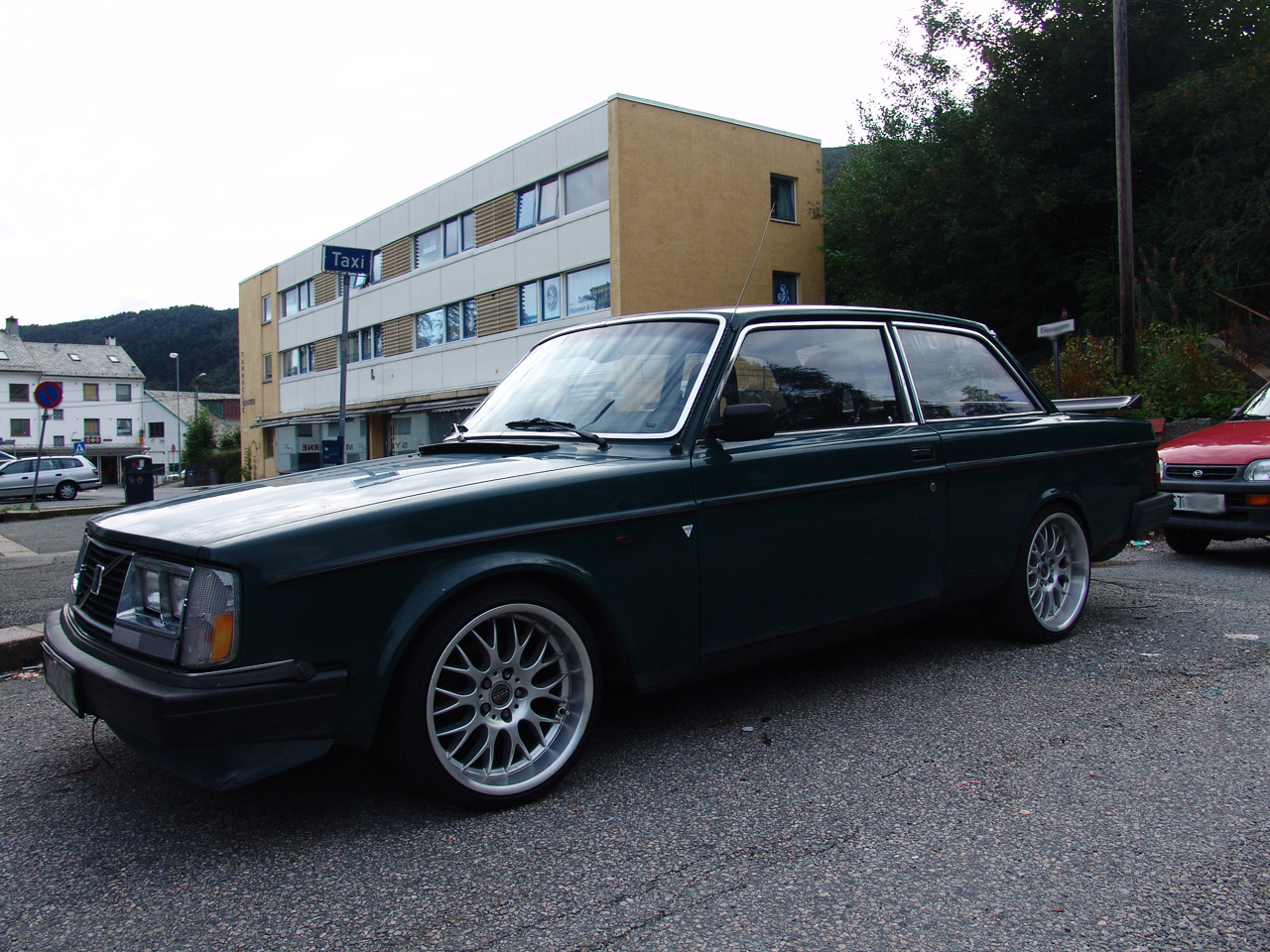 Volvo 242