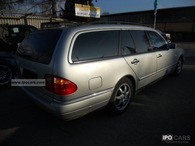 Mercedes-Benz E 240 T