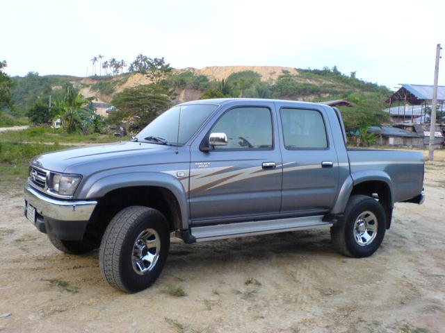 Toyota Hilux SR5