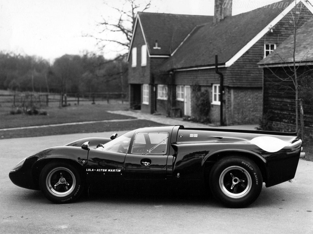 Lola T70