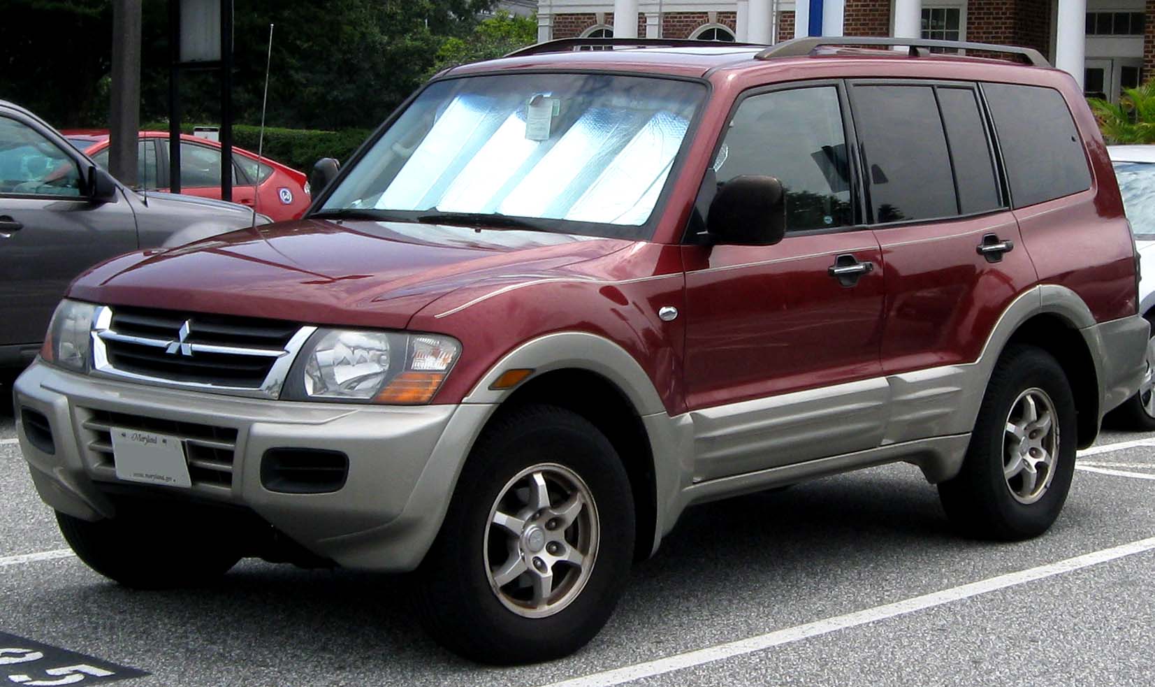 Mitsubishi Montero