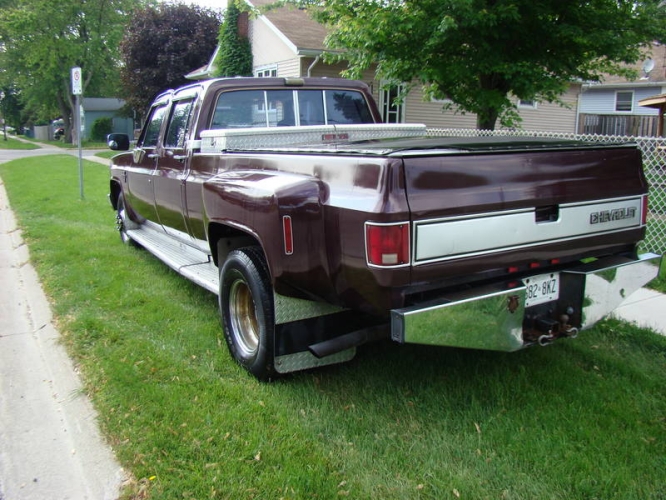 Chevrolet C-30 crew cab