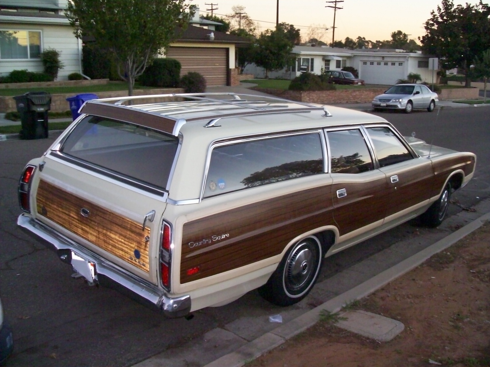 Ford Country Squire