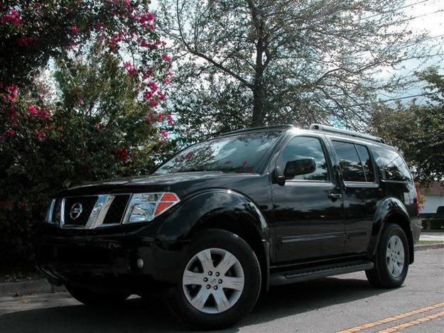 Nissan Pathfinder DDTi 25L