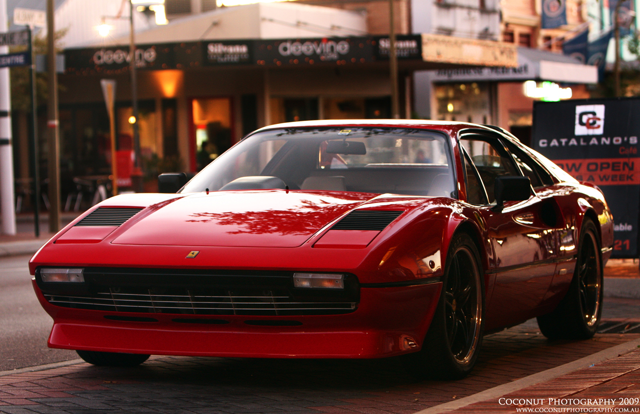 Ferrari 328 GTB