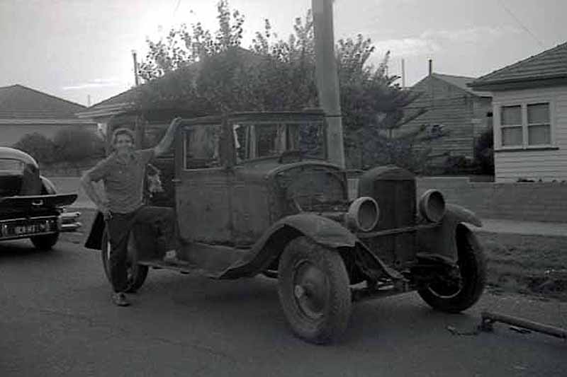 Graham Model 610 sedan