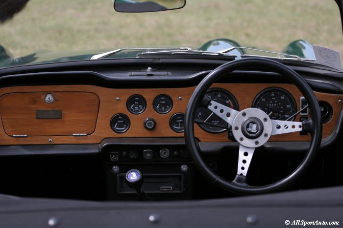 Triumph TR5PI