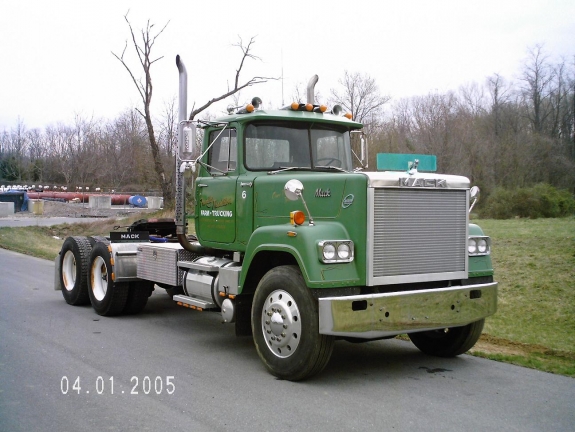 Mack RW700 Superliner