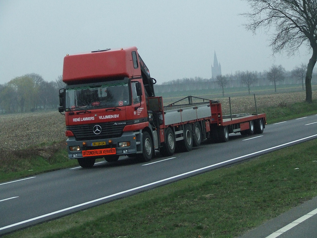 Mercedes-Benz Actros MP1 1846