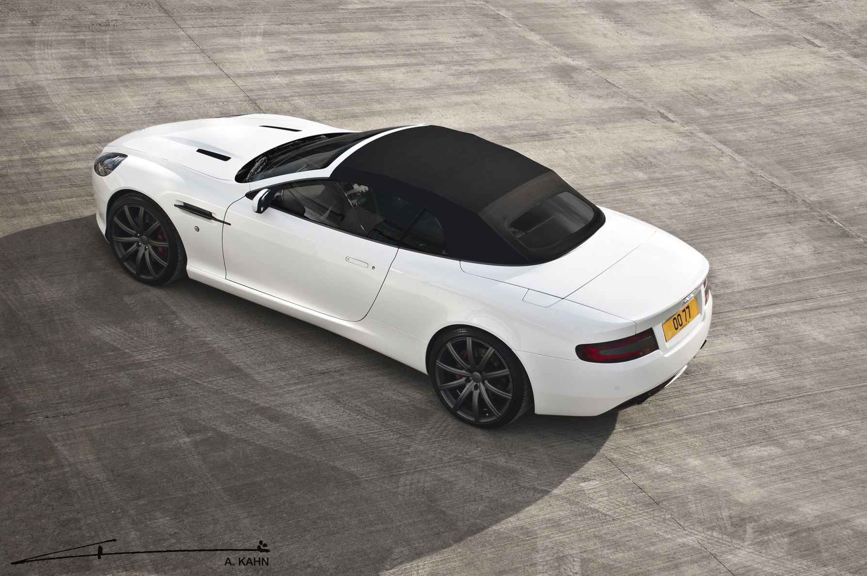 Aston Martin DB9 Volante