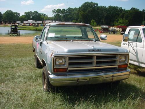 Dodge Ram 100 4x4