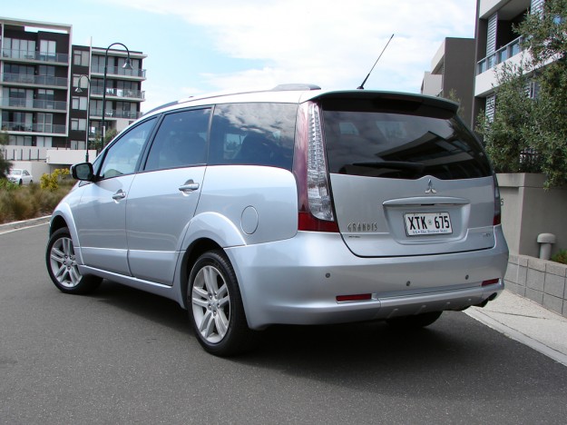 Mitsubishi Grandis DID