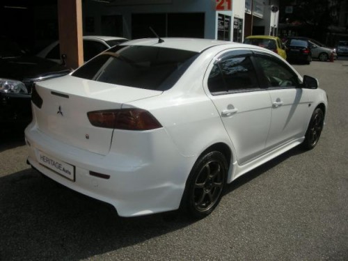 Mitsubishi Lancer HB GLX