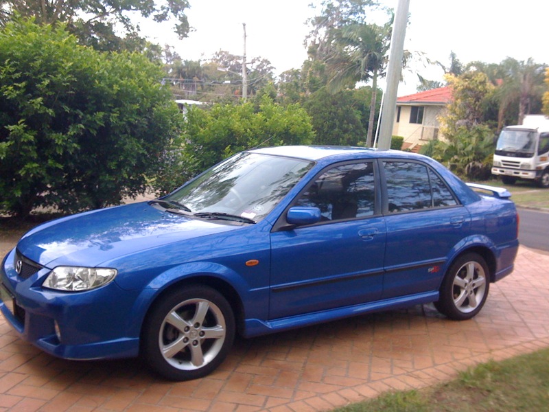 Mazda 323 SP 20