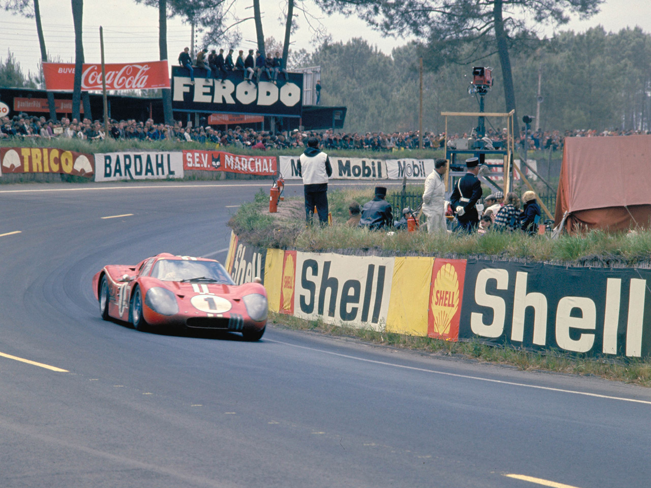 Ford GT40 MkIV