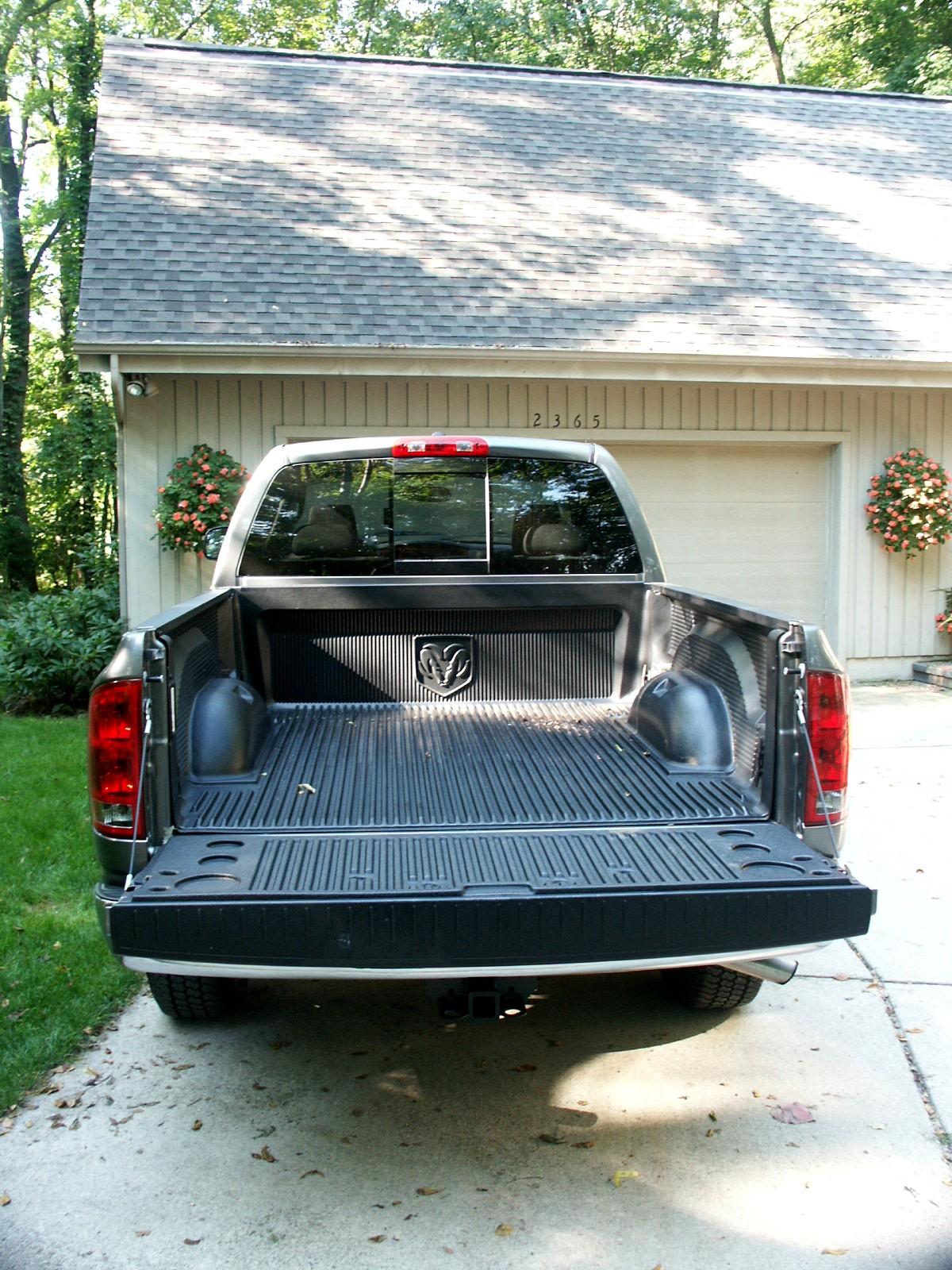 Dodge Ram 1500 SLT Quad Cab 4x4