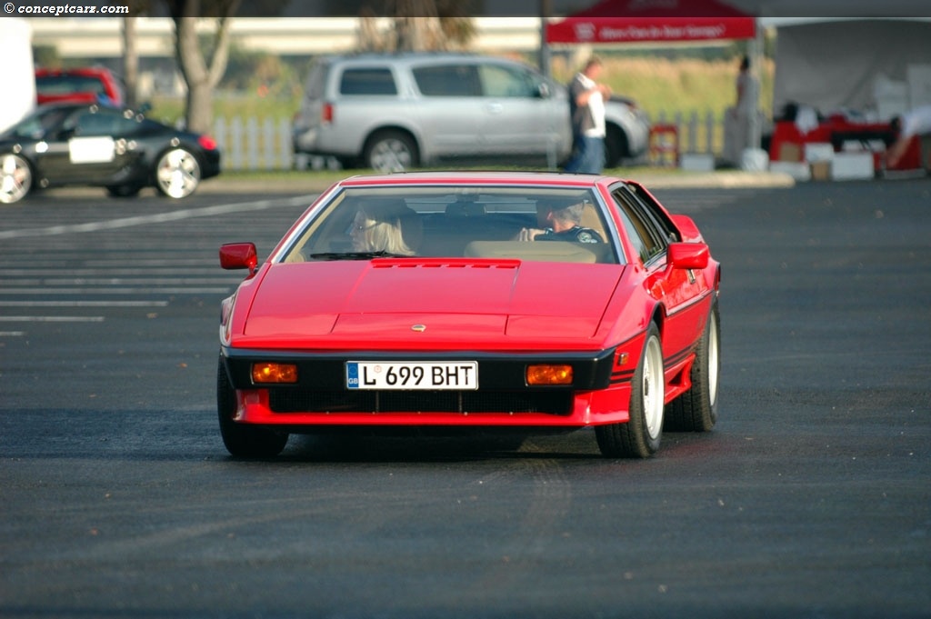 Lotus Esprit Turbo HCI