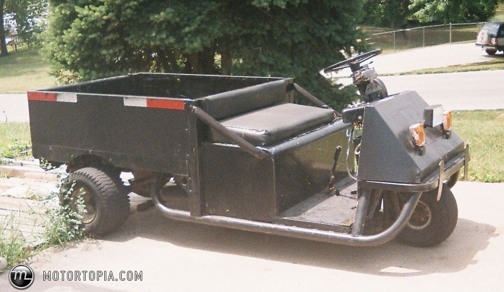 Cushman Truckster