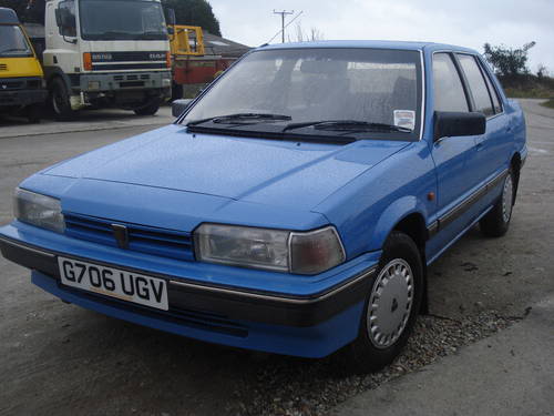 Rover 213 SE