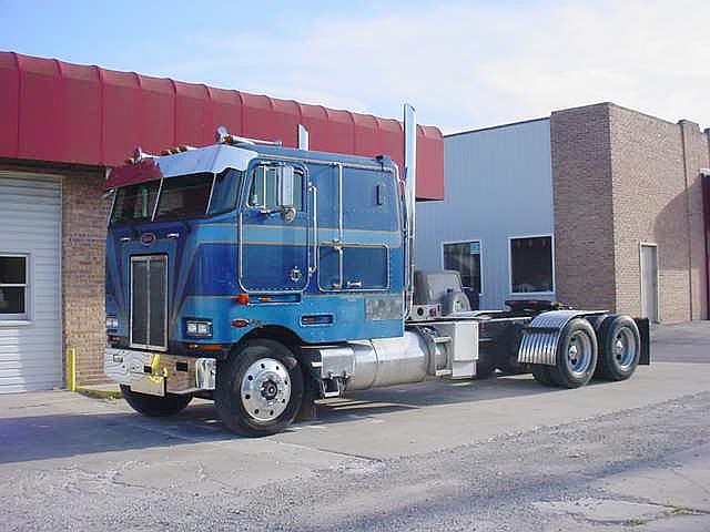 Peterbilt 362