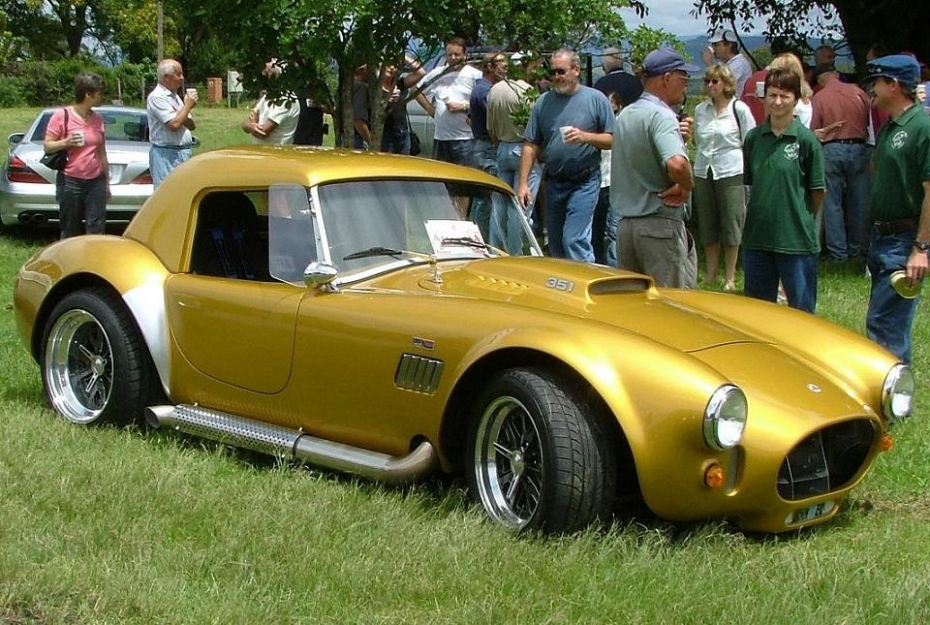 AC Cobra replica 351 cu in