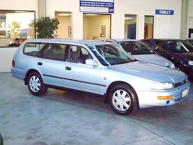 Toyota Camry 22 GS Wagon