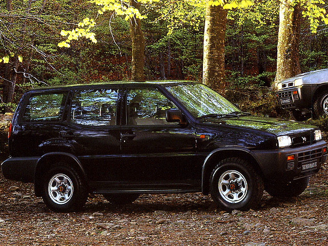 Nissan Terrano II SLX