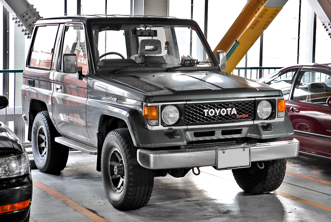 Toyota Land Cruiser 70