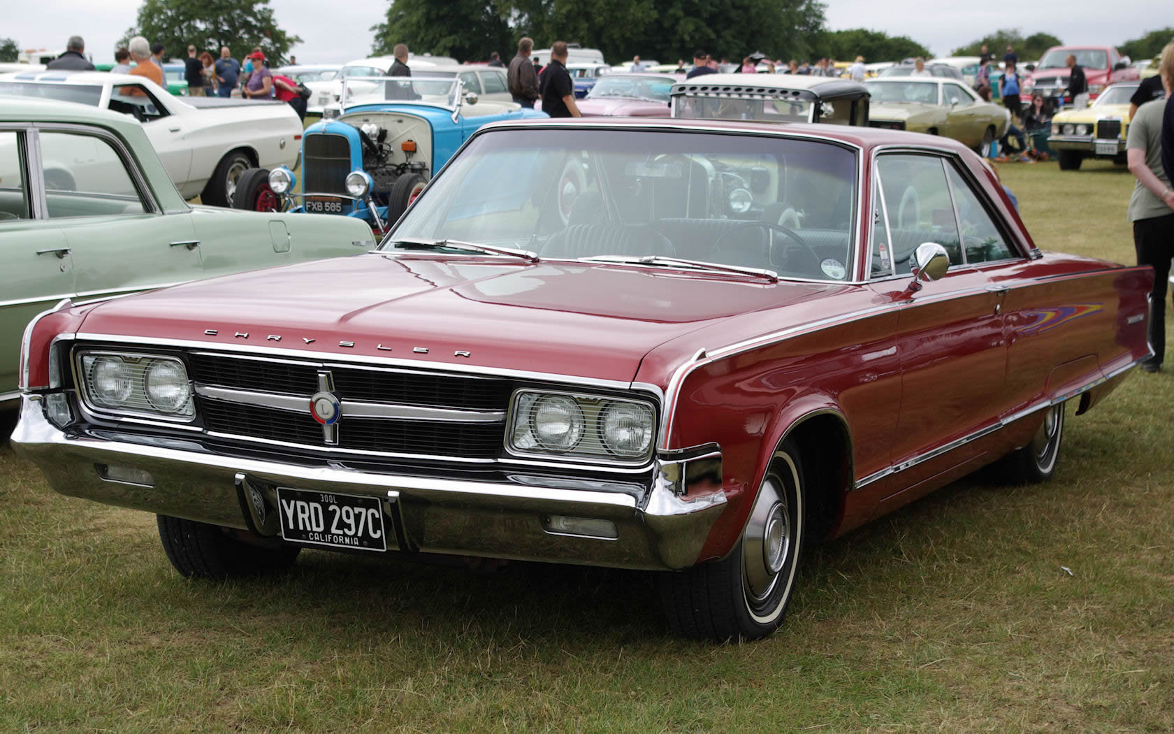 Chrysler 300L coupe