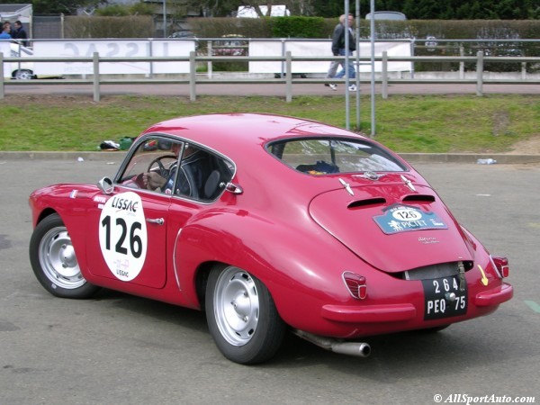 Alpine A106